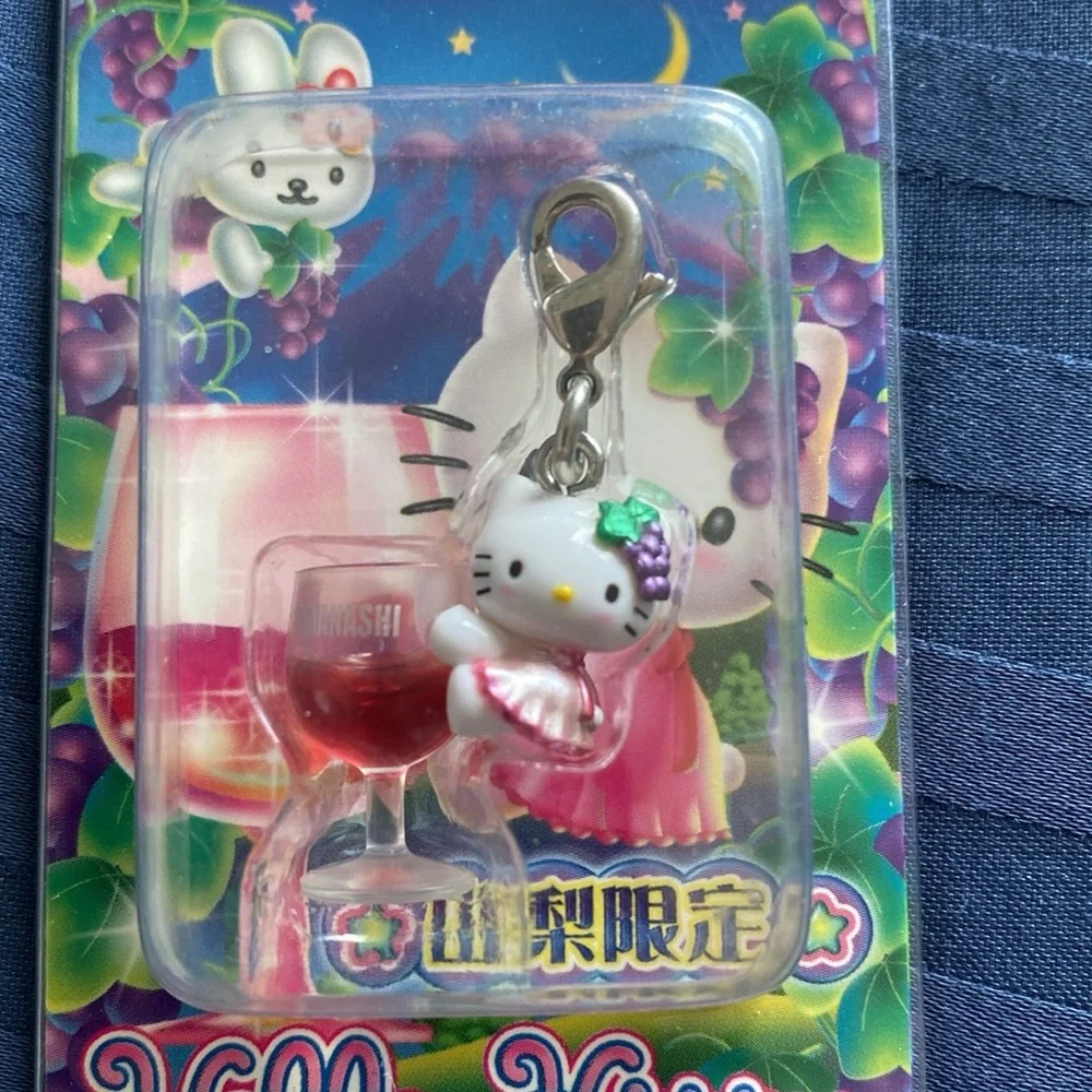 RARE vintage Hello Kitty Keyring PRICE FIRM 💥